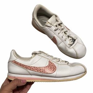 Nike Cortez Pink Leopard Nike Logo Kids Size 5Y